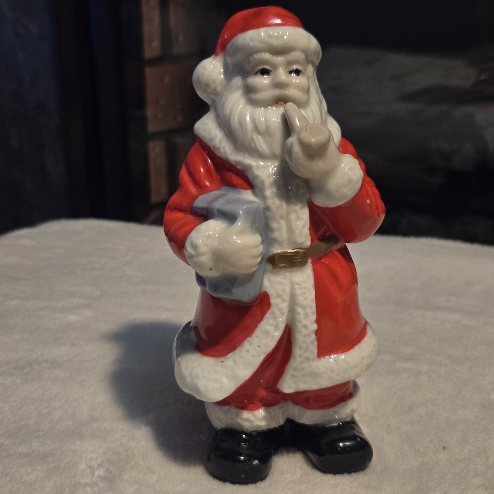 Vintage Ceramic Santa Claus Figurine w/ Pipe Holding Sack Christmas Holiday